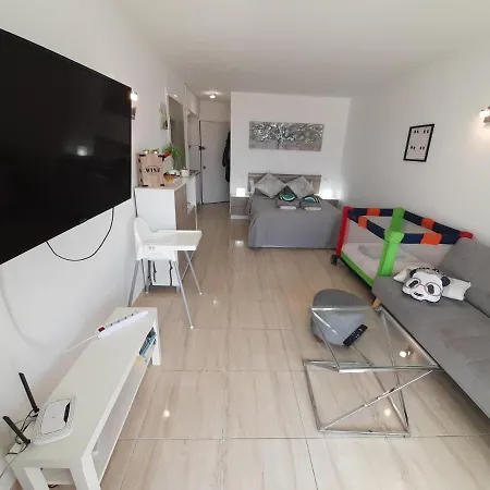 Las Flores Deluxe Appartement *